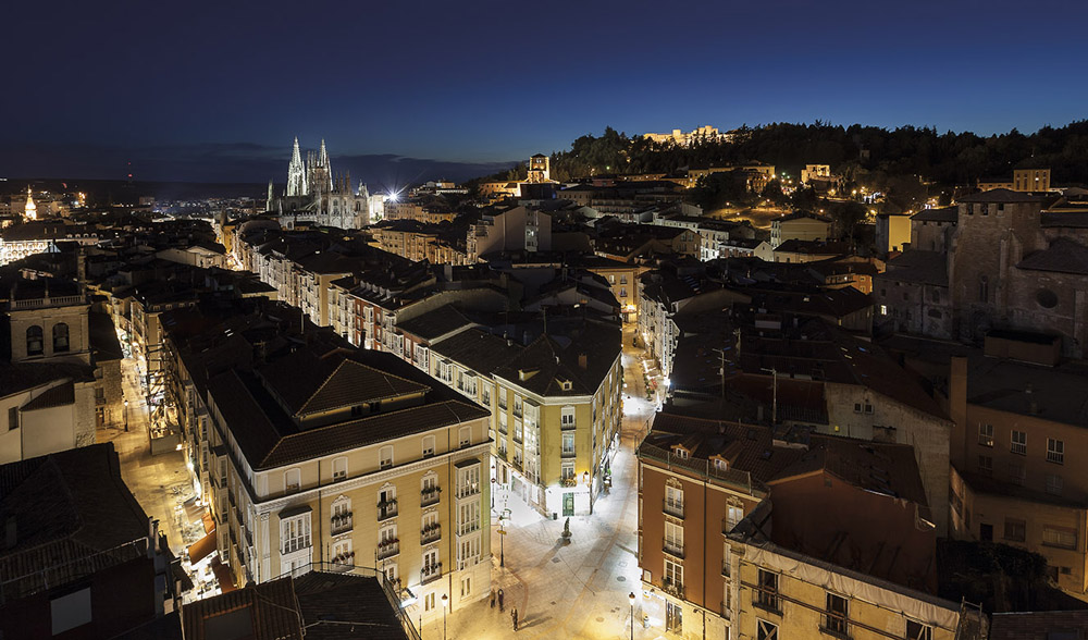 Burgos, casco antiguo, catedral y castillo, firma Santiago Escribano